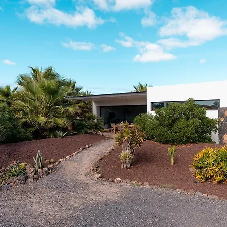 Puresurfcamps Surflodge Fuerteventura Bed & Breakfast